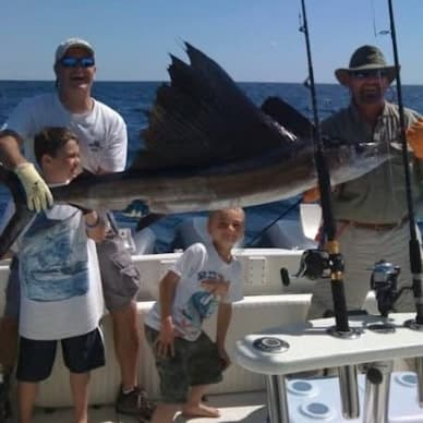 Natalie family catch a fish